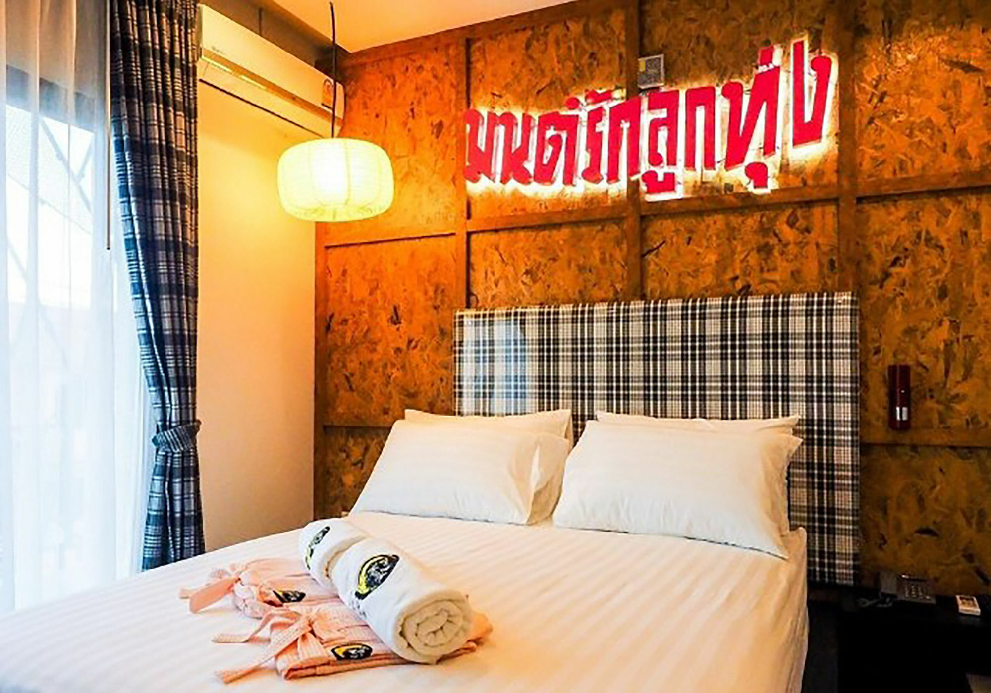 De Ja Moon Hostel Chiang Mai Exterior photo